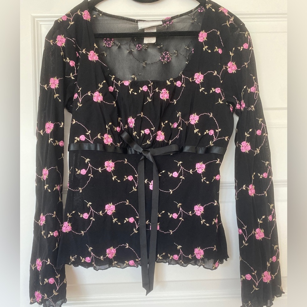 SOLD- Embroidered Vintage Milkmaid Blouse